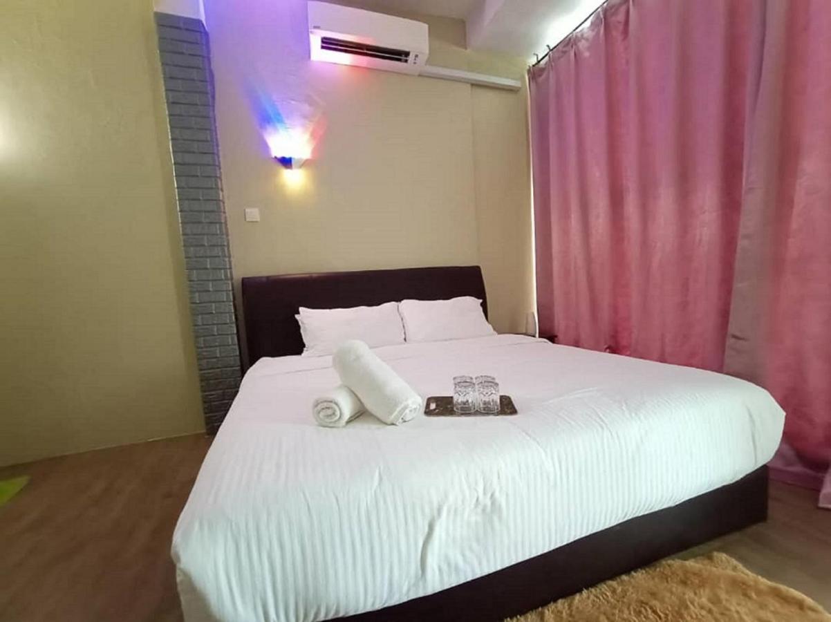 ไพน์ บูทิก โฮเต็ล Hotel บาตูกาจาห์ ภายนอก รูปภาพ